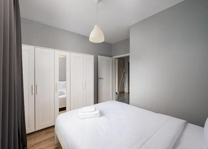 Apartament Warszawa-włochy Excellent *