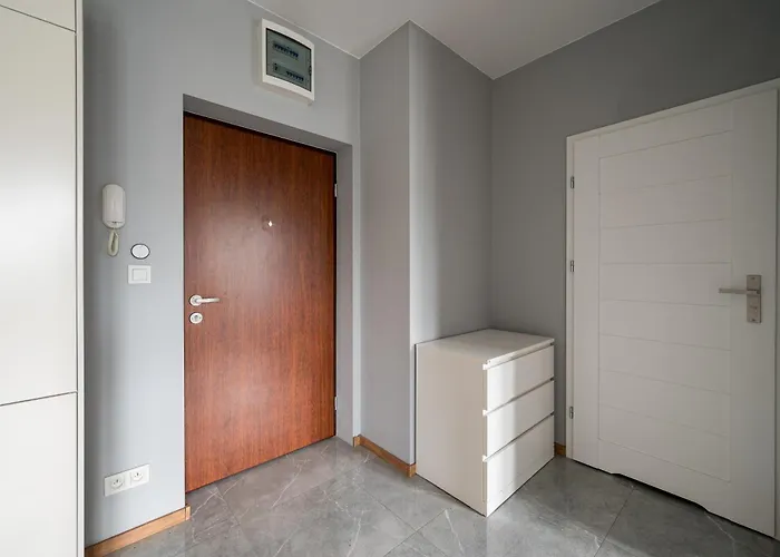 Warszawa-włochy Excellent * Warszawa